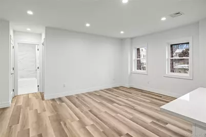 71 W Main Street #2B, Oyster Bay, NY 11771 - Photo 5