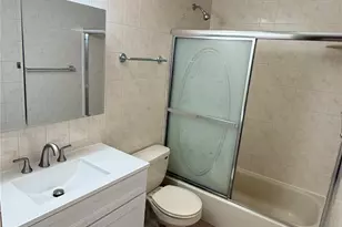 60-46 69th Pl, Maspeth, NY 11378 - Photo 19