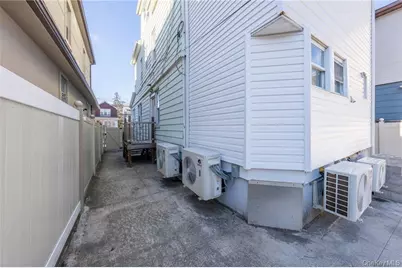 2225 E 21st Street, Brooklyn, NY 11229 - Photo 37