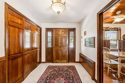 11 Lodge Lane, Port Jefferson, NY 11777 - Photo 5