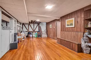 96 Quaker Ridge Rd, Manhasset, NY 11030 - Photo 19