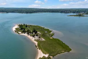 286 Towd Point Rd, Southampton, NY 11968 - Photo 29