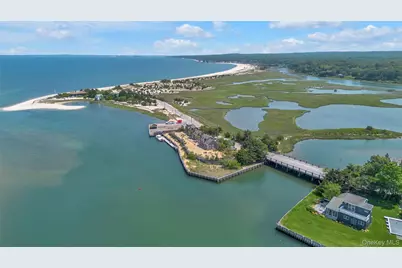 286 Towd Point Road, Southampton, NY 11968 - Photo 9