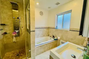 186-22 Avon Rd, Jamaica, NY 11432 - Photo 19