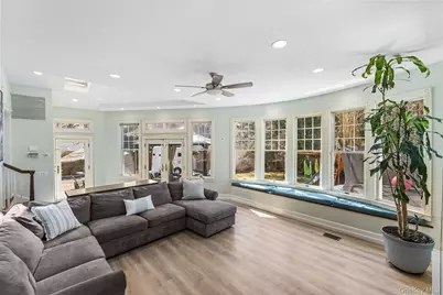 467 Highbrook Avenue, Pelham, NY 10803 - Photo 15
