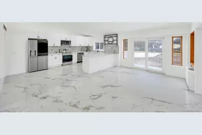 73 Maple Avenue, Shirley, NY 11967 - Photo 9