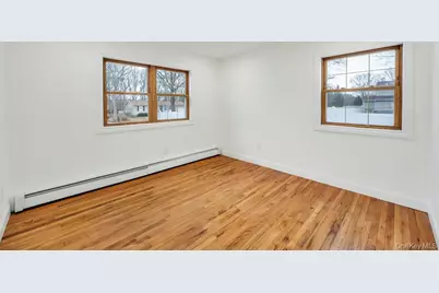 73 Maple Avenue, Shirley, NY 11967 - Photo 21