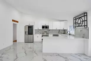 73 Maple Ave, Shirley, NY 11967 - Photo 13