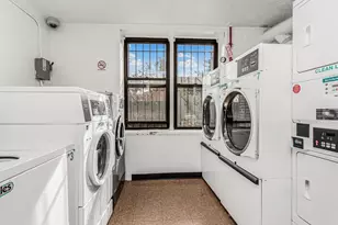 1110 Stadium Ave, Bronx, NY 10465 - Photo 11