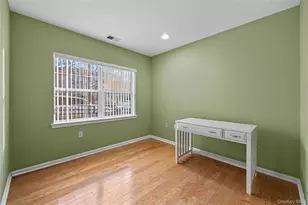 223 Constitution Pl, College Point, NY 11356 - Photo 23