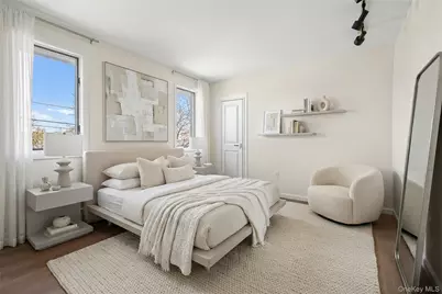 130 Gordon Place, Freeport, NY 11520 - Photo 15