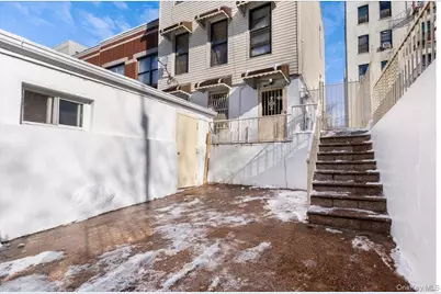 877 Hornaday Place, Bronx, NY 10460 - Photo 5