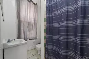 877 Hornaday Pl, Bronx, NY 10460 - Photo 11