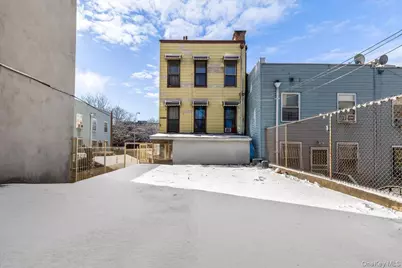 877 Hornaday Place, Bronx, NY 10460 - Photo 21