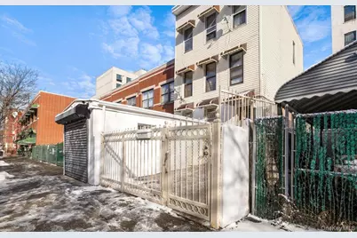 877 Hornaday Place, Bronx, NY 10460 - Photo 3