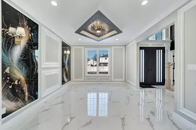 2105 Hoffman Avenue, Elmont, NY 11003 - Photo 15