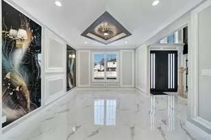 2105 Hoffman Ave, Elmont, NY 11003 - Photo 15