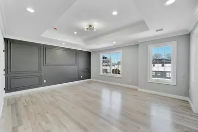 2105 Hoffman Avenue, Elmont, NY 11003 - Photo 29