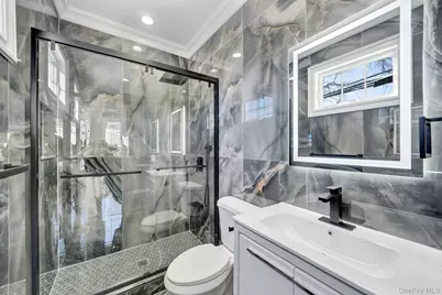 2105 Hoffman Avenue, Elmont, NY 11003 - Photo 39