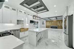 2105 Hoffman Ave, Elmont, NY 11003 - Photo 25