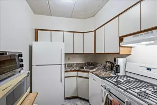 66-07 242nd St, Little Neck, NY 11362 - Photo 9