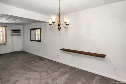 562 Arcadian Avenue, Valley Stream, NY 11580 - Photo 7