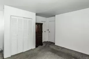 562 Arcadian Ave, Valley Stream, NY 11580 - Photo 19