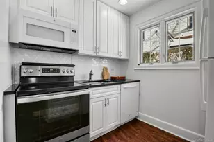 1114 Washington Ave, Pelham, NY 10803 - Photo 9