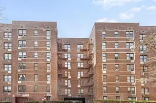 2165 Matthews Ave, Bronx, NY 10462 - Photo 17