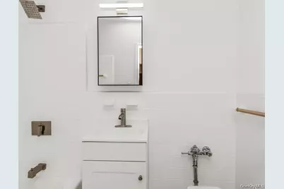 2165 Matthews Avenue #4A, Bronx, NY 10462 - Photo 5