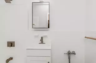 2165 Matthews Ave, Bronx, NY 10462 - Photo 5