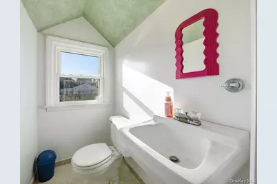 54 Staunton Street, Yonkers, NY 10704 - Photo 21