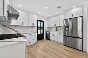 92 Kings Walk, Massapequa Park, NY 11762 - Photo 11