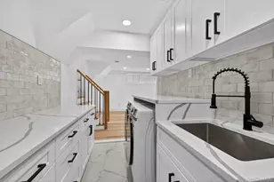 92 Kings Walk, Massapequa Park, NY 11762 - Photo 25