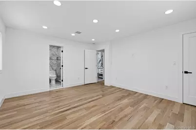 92 Kings Walk, Massapequa Park, NY 11762 - Photo 15