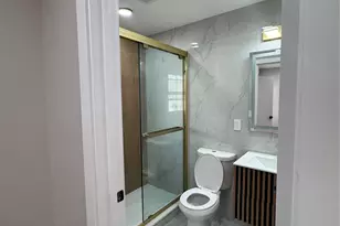 115-16 199th St, Saint Albans, NY 11412 - Photo 11