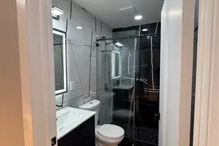 115-16 199th St, Saint Albans, NY 11412 - Photo 9