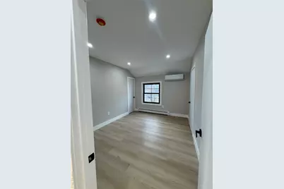 115-16 199th Street, Saint Albans, NY 11412 - Photo 19