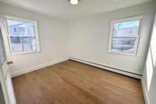 225 Cleveland Ave, Mineola, NY 11501 - Photo 13