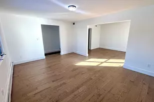 225 Cleveland Ave, Mineola, NY 11501 - Photo 3