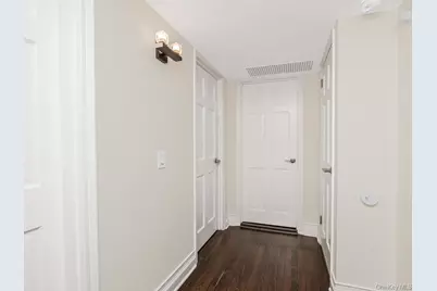 1332 Midland Avenue #3F, Bronxville, NY 10708 - Photo 13