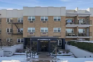 10 Lenox Rd, Rockville Centre, NY 11570 - Photo 3