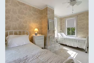 51 Quogue Street, Quogue, NY 11959 - Photo 15