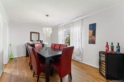 14 Baylor Circle, White Plains, NY 10605 - Photo 7