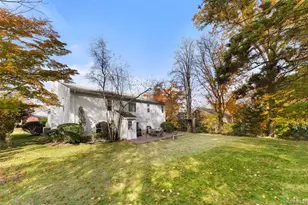 14 Baylor Cir, White Plains, NY 10605 - Photo 25