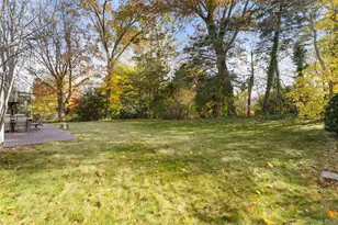 14 Baylor Cir, White Plains, NY 10605 - Photo 23