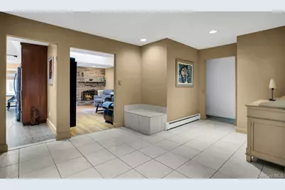 48 Randolph Drive, Dix Hills, NY 11746 - Photo 7