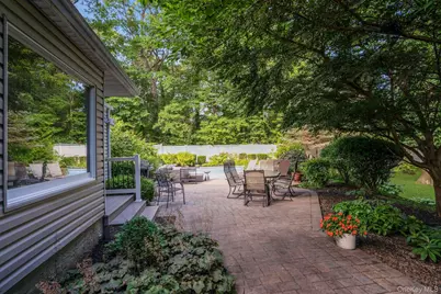 48 Randolph Drive, Dix Hills, NY 11746 - Photo 45