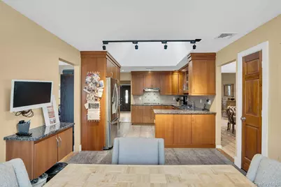 48 Randolph Drive, Dix Hills, NY 11746 - Photo 17