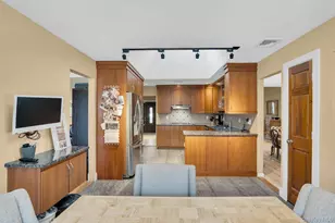 48 Randolph Dr, Dix Hills, NY 11746 - Photo 17